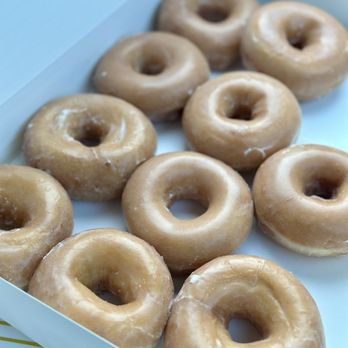 Golden Donuts - Half dozen glazed. Blessed with 10. Thank you Jesus! - Donuts Near Me - Columbus, Georgia