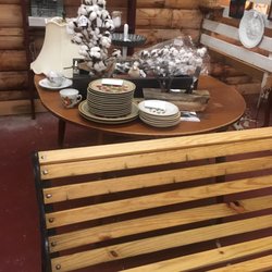 Apple Barrel Antiques & Gifts