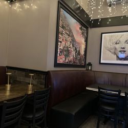 Lenox and Park Italian Bistro - Dinning area.