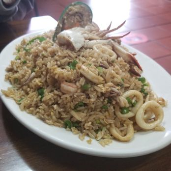 El Eslabon Restaurant - Delicious - Peruvian Near Me - West New York, New Jersey