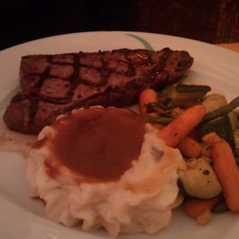 The Pechanga Cafe - New York steak with mashed potatoes and vegetables - New American Near Me - Temecula, California The Pechanga Cafe - New York steak with mashed potatoes and vegetables - New American Near Me - Temecula, California