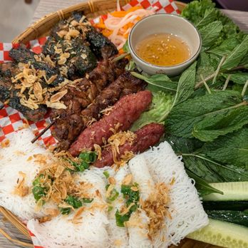 Nén - Nen special platter - Vietnamese Near Me - Burnaby, British Columbia Nén - Nen special platter - Vietnamese Near Me - Burnaby, British Columbia