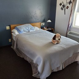 This was a wonderful surprise to see that the maid placed my dogs toy at the foot of the bed. So cute! This was a wonderful surprise to see that the maid placed my dogs toy at the foot of the bed. So cute!