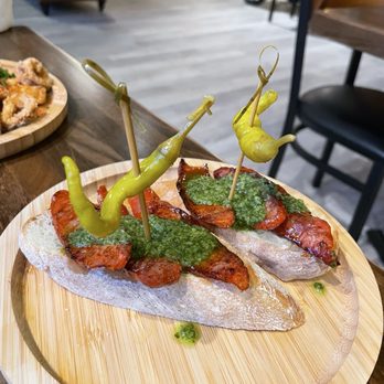 El Mercat - Chorizos - Tapas Bars Near Me - Arlington, Virginia