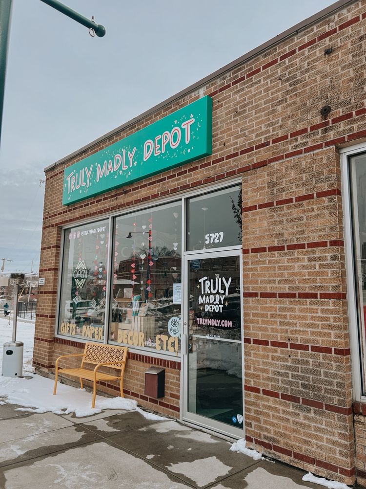 Truly Madly Depot Logo