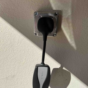 BMH Electric - NEMA 14-50 outlet - Electricians Near Me - Belmont, California