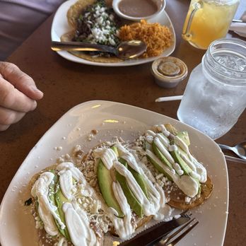 English Field House Restaurant - Avocado toast!  Yummmm - American Near Me - Amarillo, Texas