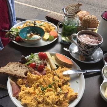 Poffers Café Stuttgart - Vera und Landhaus sehr gut - Cafes Near Me - Stuttgart, BW