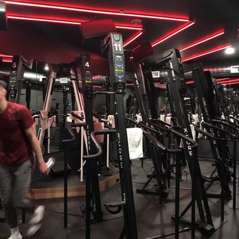 X˙CORE - Oakland - X-Core intense 30-min climb class! - Pilates Near Me - Oakland, California X˙CORE - Oakland - X-Core intense 30-min climb class! - Pilates Near Me - Oakland, California