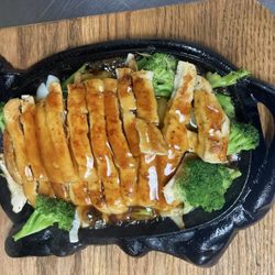 Fuji Japanese Steak House & Sushi Bar