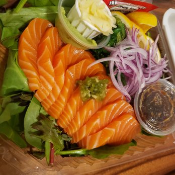Tom's Sushi House - 8 piece sashimi - Sushi Bars Near Me - Los Angeles, California Tom's Sushi House - 8 piece sashimi - Sushi Bars Near Me - Los Angeles, California