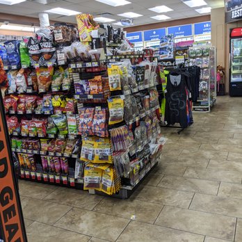 Love's Travel Stop - Love's Travel Stop on Pecan Park Road, Jacksonville - Gas Stations Near Me - Jacksonville, Florida