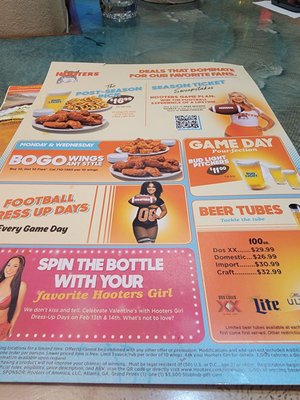 Hooters by null