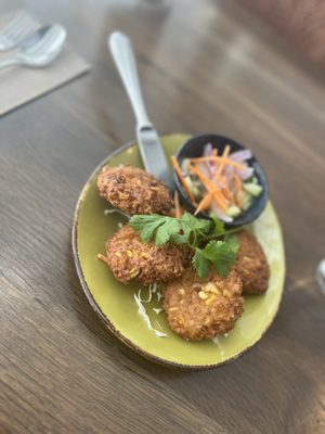 Basil Thai Restaurant & Bar by null