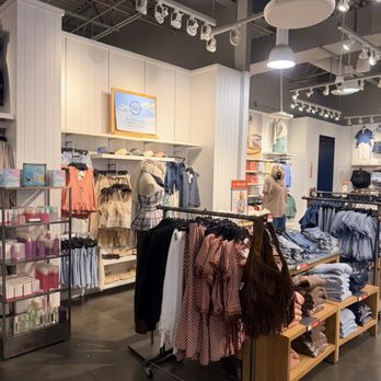 American Eagle - Men's Clothing Near Me - Simpsonville, Kentucky American Eagle - Men's Clothing Near Me - Simpsonville, Kentucky