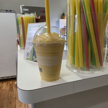 Better Blend - Mango ginger smoothie - Juice Bars & Smoothies Near Me - Cincinnati, Ohio Better Blend - Mango ginger smoothie - Juice Bars & Smoothies Near Me - Cincinnati, Ohio