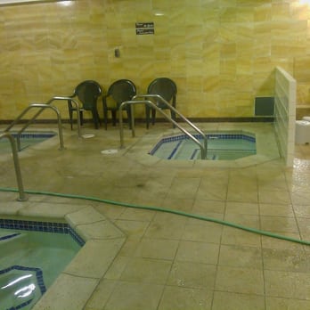 Seoul Health Spa - foreground left is large hot pool, smaller pool back left is ice cold, small pool back right is tepid water - Day Spas Near Me - Gardena, California
