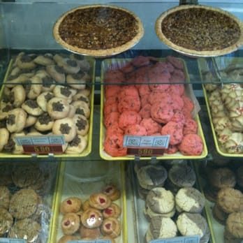 Dinner Bell Cafe and Bake Shop - American Near Me - Houston, Texas Dinner Bell Cafe and Bake Shop - American Near Me - Houston, Texas