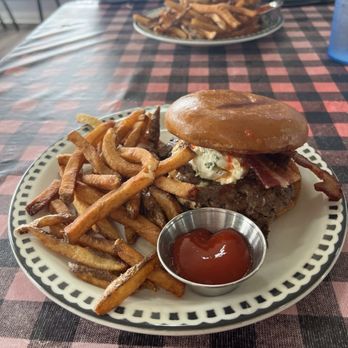 Popper burger with hand cut, fresh tallow fries.