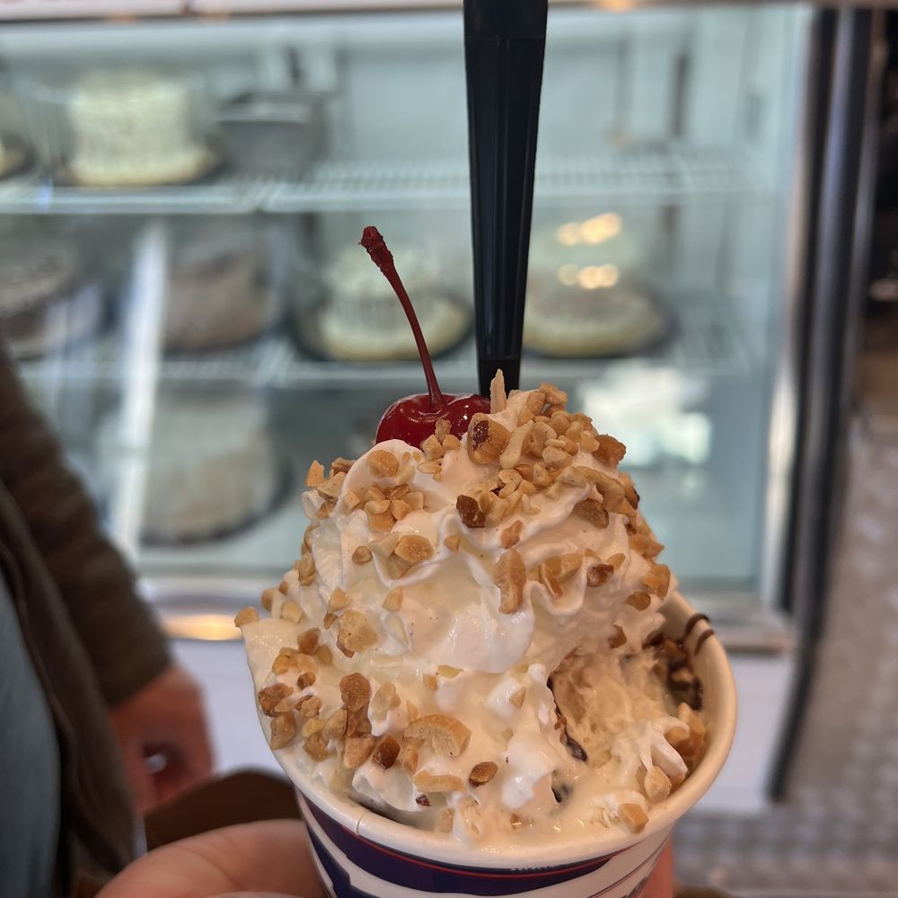 MooTime Creamery - Ice cream - Ice Cream & Frozen Yogurt Near Me - Coronado, California MooTime Creamery - Ice cream - Ice Cream & Frozen Yogurt Near Me - Coronado, California