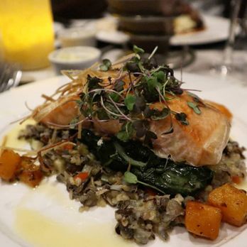 360 Restaurant - Roasted Atlantic Salmon - Canadian (New) Near Me - Toronto, Ontario