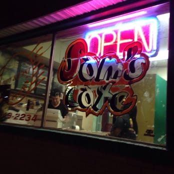 Sam's Cafe - Store front - Cafes Near Me - Carbondale, Illinois