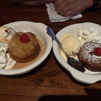 Canoe House - Dessert ! Pineapple upside down cake + lava cake - Hawaiian Near Me - South Pasadena, California