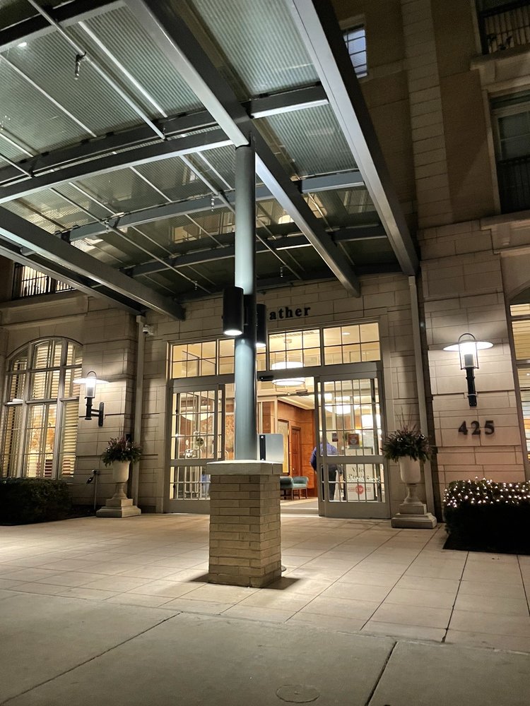 425 Davis Street Evanston Il 60201