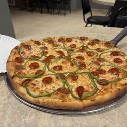 Pizza Al's - Pepperoni & green pepper. Medium.