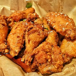 Korean Spicy Fried Chicken Wings