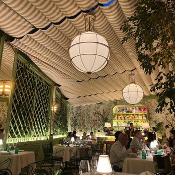 Rocco - Inside restaurant - Restaurants Near Me - Lisbon, 11