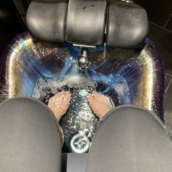 Ocean Club Nails - Toes in tub. - Nail Salons Near Me - Fernandina Beach, Florida