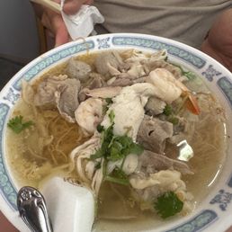 Combo won ton noodle soup Combo won ton noodle soup
