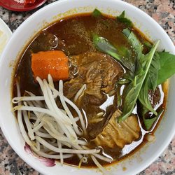 Huong Que Deli and Cafe