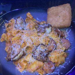 Pasta chicken, sausage & shrimp was bomb Pasta chicken, sausage & shrimp was bomb