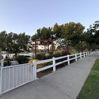 Temecula Duck Pond - Entrance on south side - Parks Near Me - Temecula, California