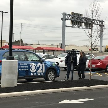 Trader Joe's - News coverage on Grand Opening Day - Grocery Near Me - Camp Hill, Pennsylvania
