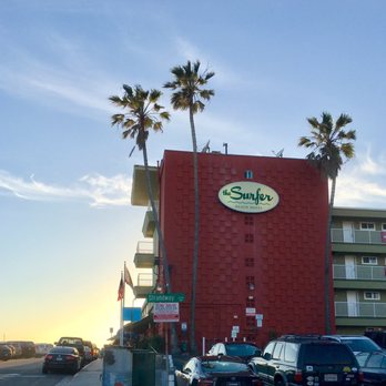 Surfer Beach Hotel - Cool old school surfer hotel - San Diego, CA