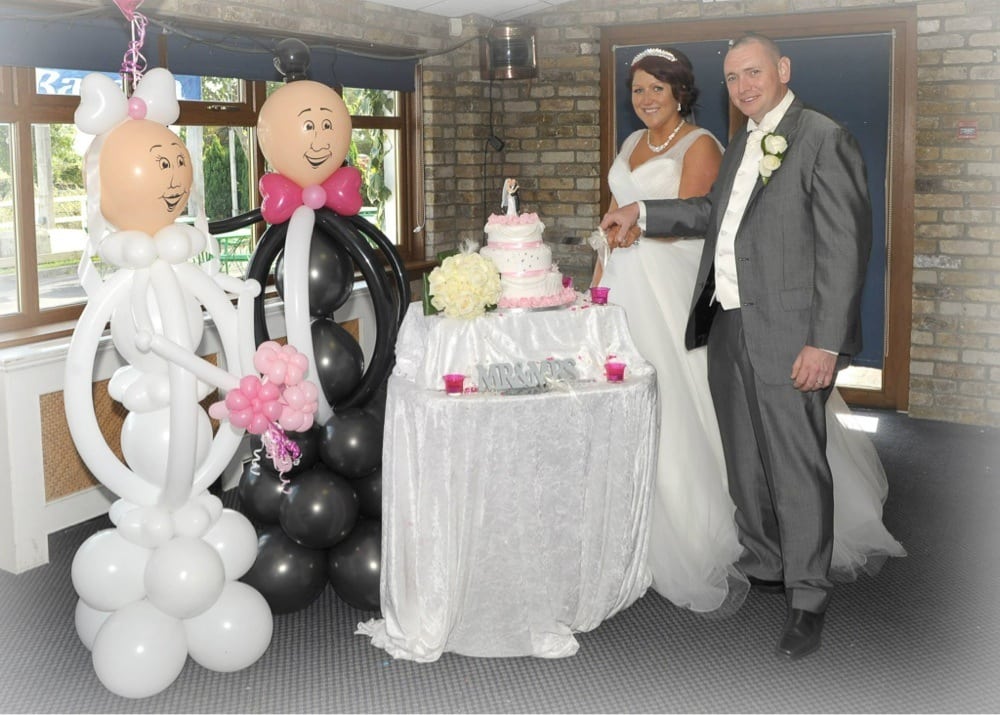 LINDASPARTYBALLOONS Updated August 2024 Holywell, Dublin, Republic