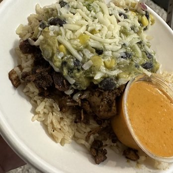 Gusto - Chipotle mango avocado bowl!!! - New American Near Me - Buford, Georgia
