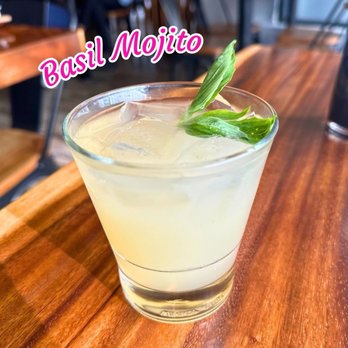 Tane Vegan Izakaya - Basil Mojito - Vegan Near Me - Berkeley, California
