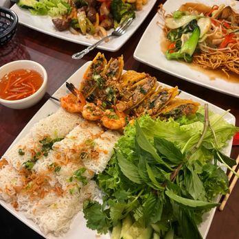 Viet Kitchen - Banh hoi cua be Crab Meat Fried Rolls with noodles - Vietnamese Near Me - Lakewood, Washington Viet Kitchen - Banh hoi cua be Crab Meat Fried Rolls with noodles - Vietnamese Near Me - Lakewood, Washington