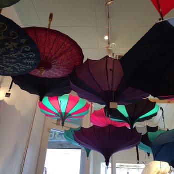 Bella Umbrella - Accessories Near Me - New Orleans, Louisiana Bella Umbrella - Accessories Near Me - New Orleans, Louisiana