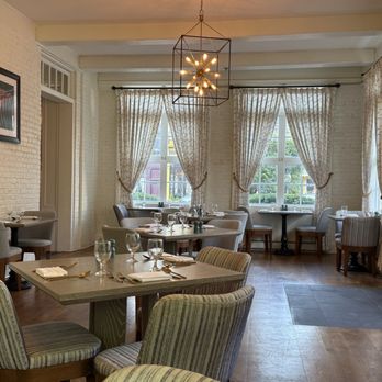 One Bellevue - New American Near Me - Newport, Rhode Island One Bellevue - New American Near Me - Newport, Rhode Island