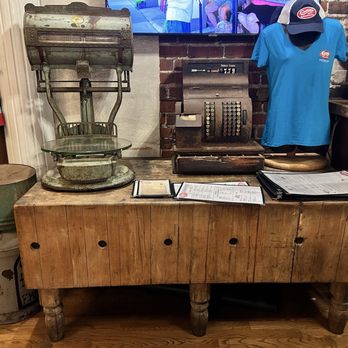 Clawson's 1905 Restaurant - Scale and cash register - Seafood Near Me - Beaufort, North Carolina Clawson's 1905 Restaurant - Scale and cash register - Seafood Near Me - Beaufort, North Carolina