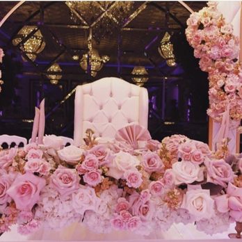 LA Lavish Events - Main table! - Floral Designers Near Me - Los Angeles, California
