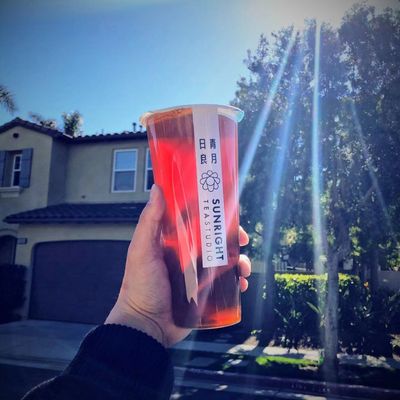 Sunright Tea Studio - Diamond Bar by null