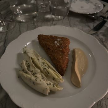 Lord's - Pigs head - British Near Me - New York, New York