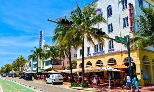 Ocean Drive Suites by null