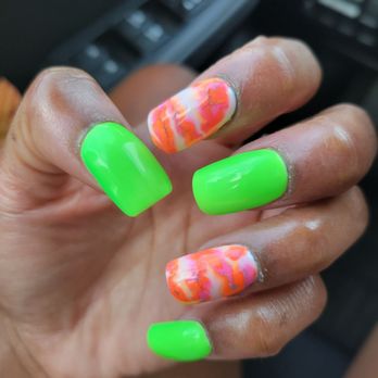 Le Vernis Nail Studio - Nails by Helena - Nail Salons Near Me - Wellesley, Massachusetts Le Vernis Nail Studio - Nails by Helena - Nail Salons Near Me - Wellesley, Massachusetts